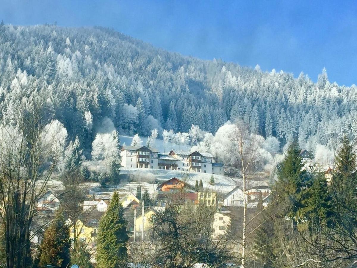Lambach Frühstückspension *